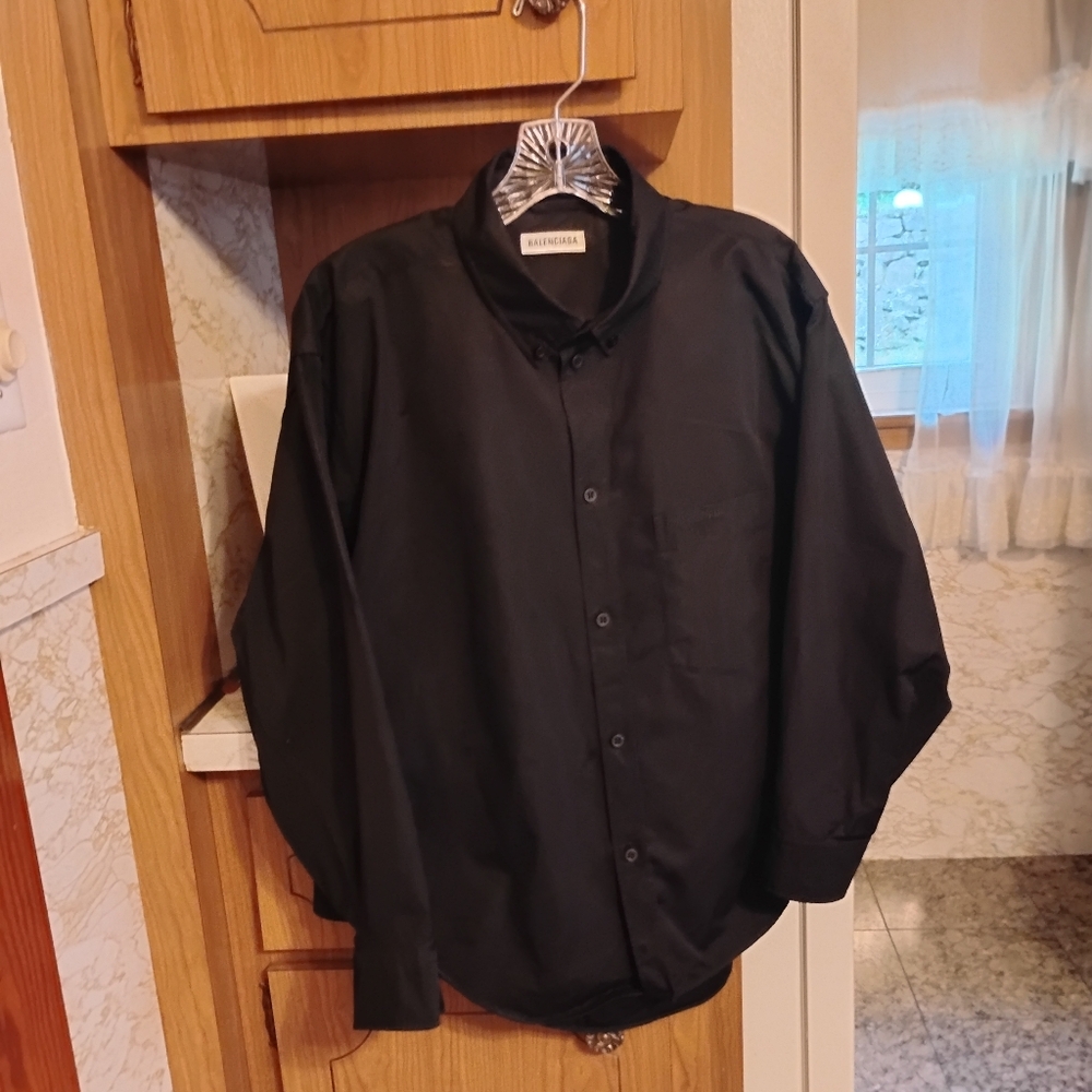 Balenciaga Men's Logo Button Down Long Sleeve OverShirt, Made in Italy, Size 40 - Picture 2 of 12